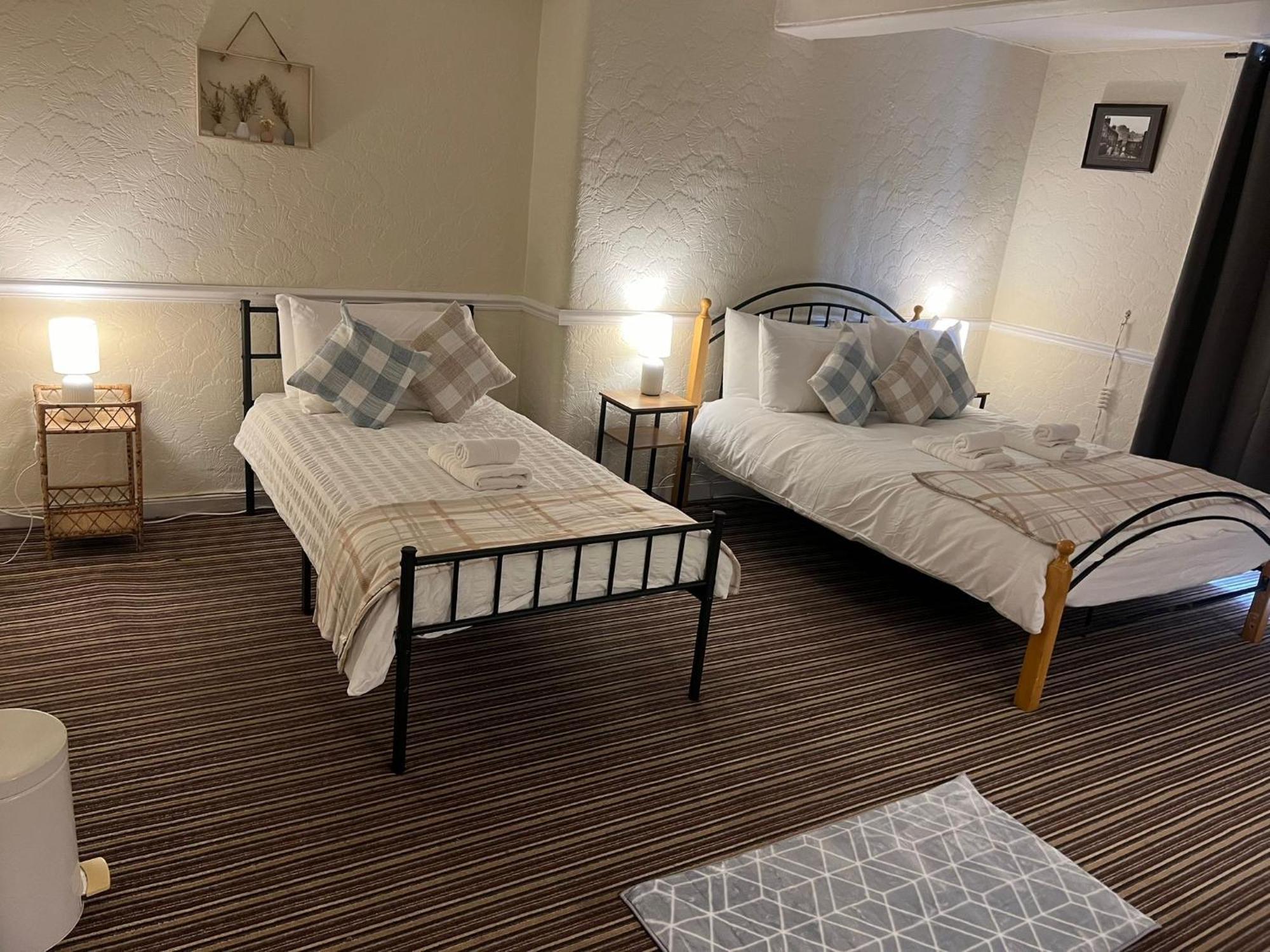 Edinburgh Travel Guest House — Photos 2